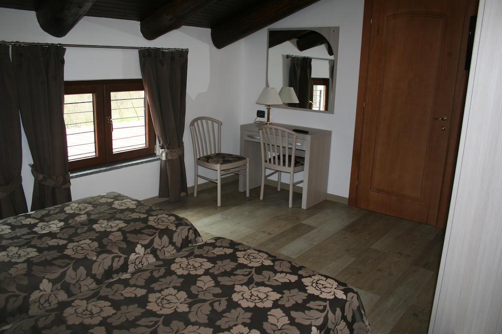Agriturismo Cascina Del Vai Cairo Montenotte Pokoj fotografie