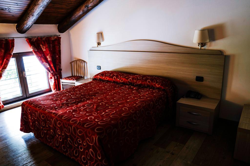 Agriturismo Cascina Del Vai Cairo Montenotte Exteriér fotografie