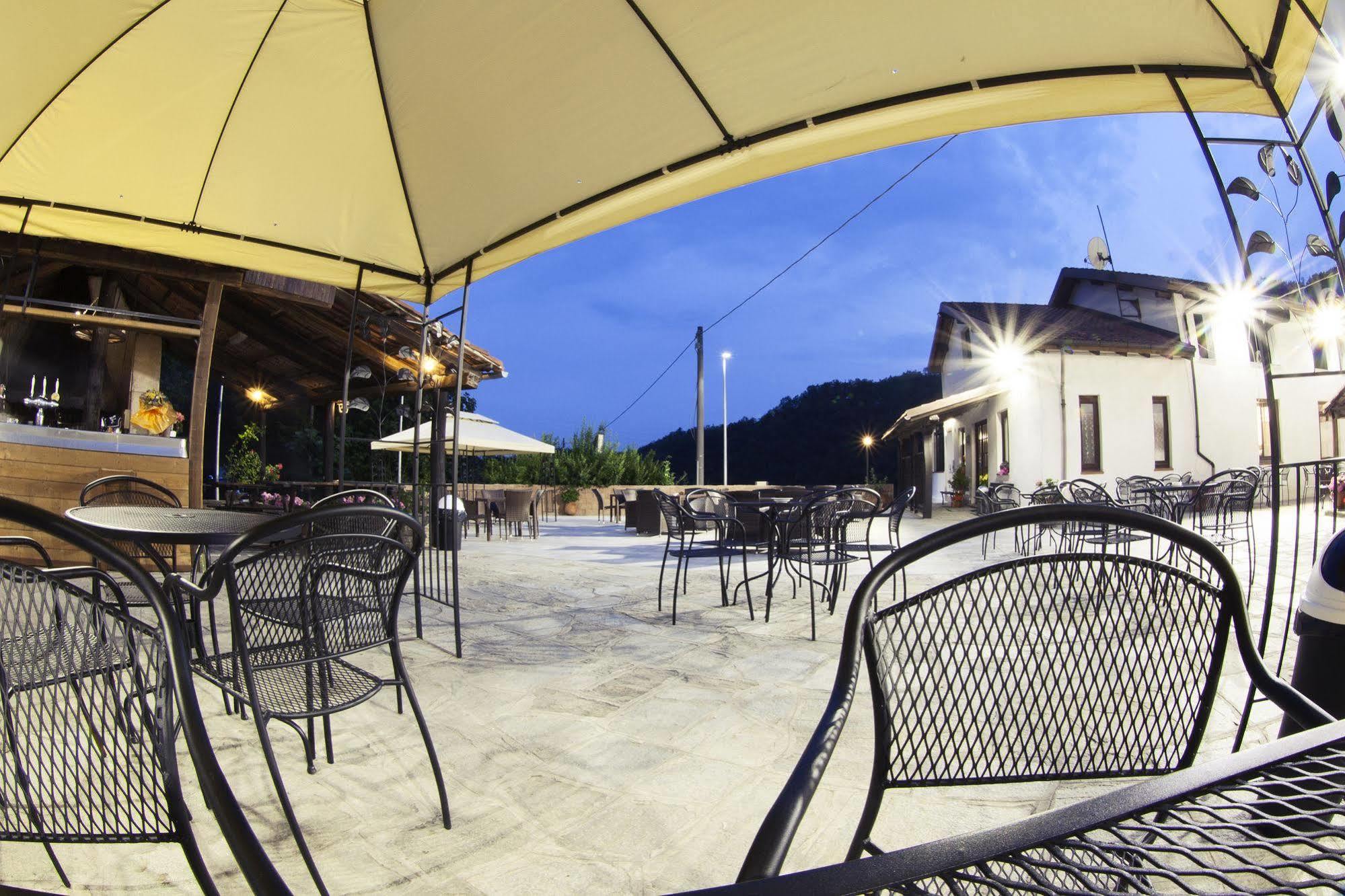 Agriturismo Cascina Del Vai Cairo Montenotte Exteriér fotografie